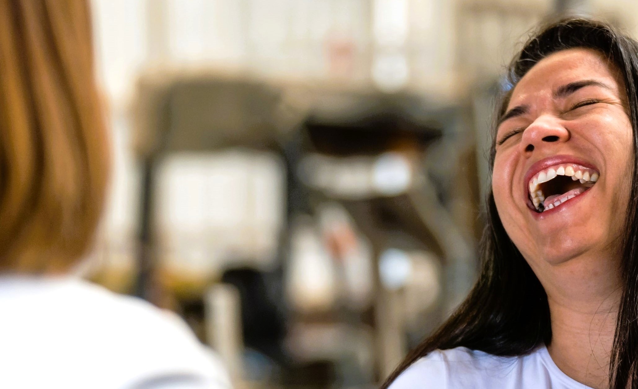 Zufriedene Mitarbeitende bei Industria Fox